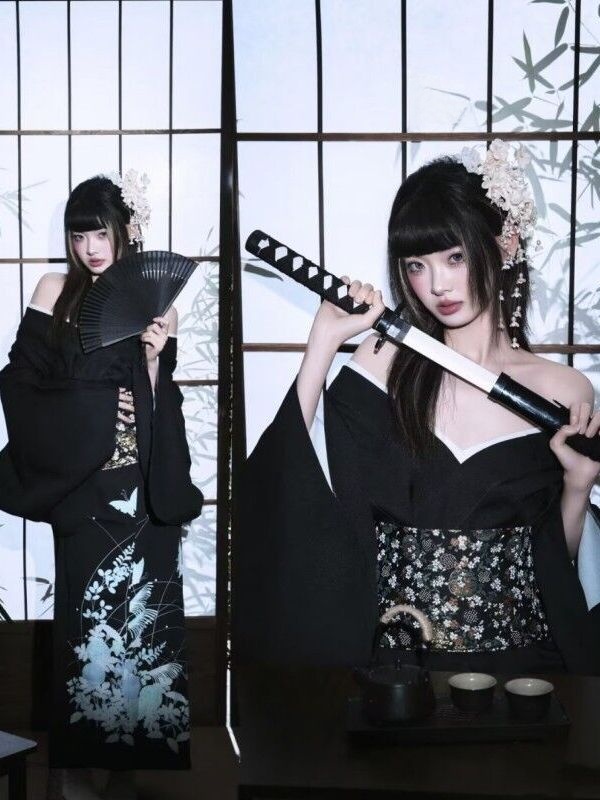 Ethnic Fashion Shoot - Traditionele Japanse kimono-stijl badjasjurk fotografie shoot